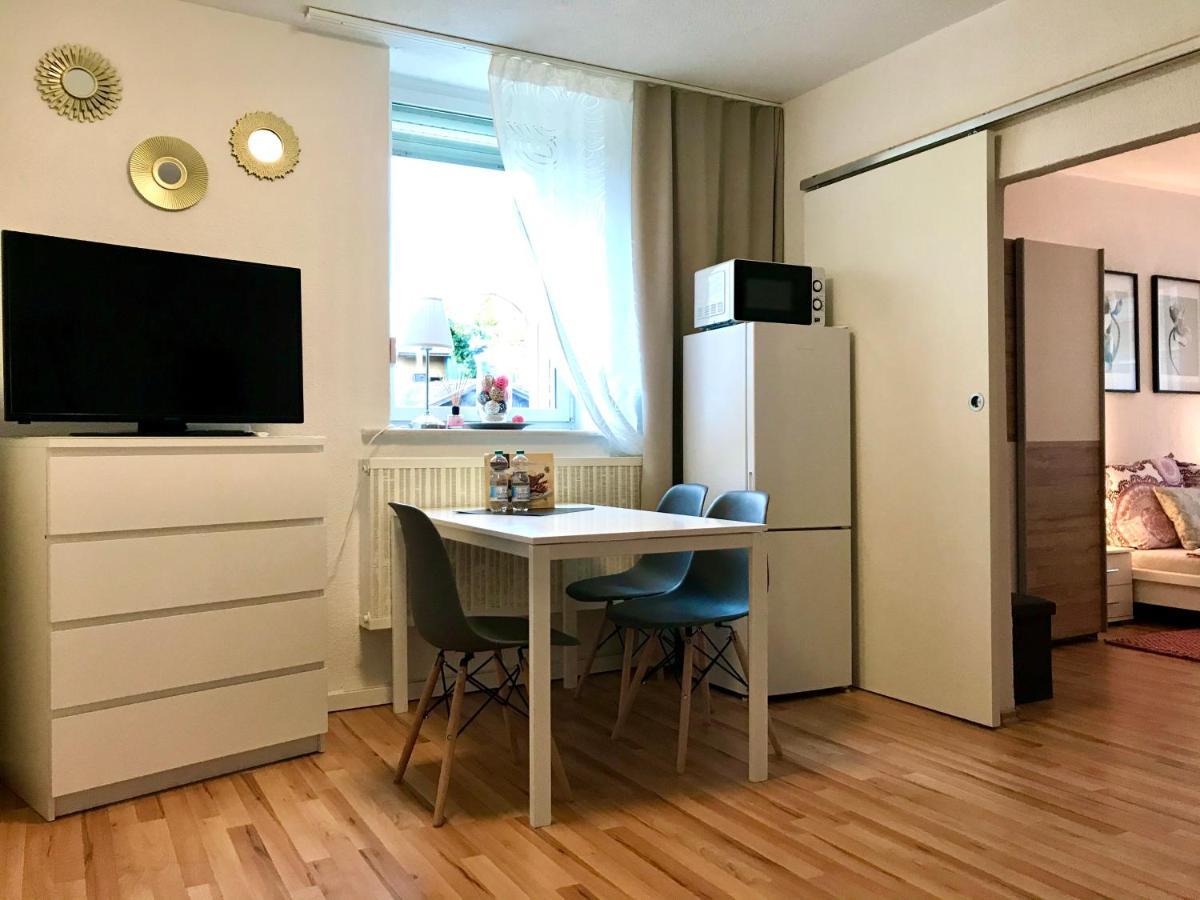 No2 Top Apartment4You - 3 Zimmer, 1-6 Pers, Saarbruecken - Jaegersfreude ザールブリュッケン エクステリア 写真