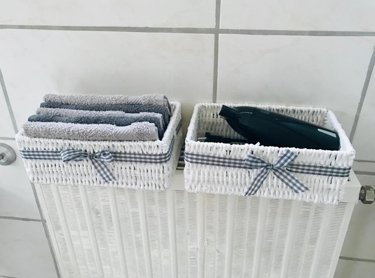 No2 Top Apartment4You - 3 Zimmer, 1-6 Pers, Saarbruecken - Jaegersfreude ザールブリュッケン エクステリア 写真